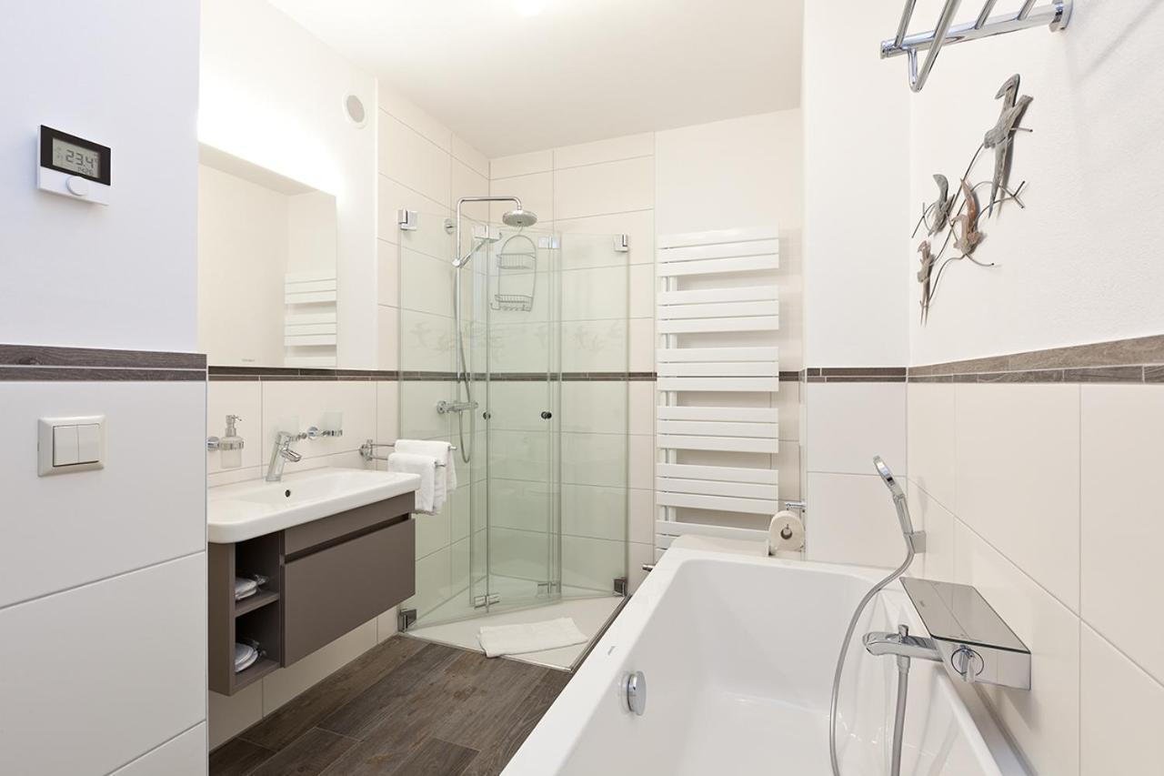 Kells Appartements Клинк Екстериор снимка