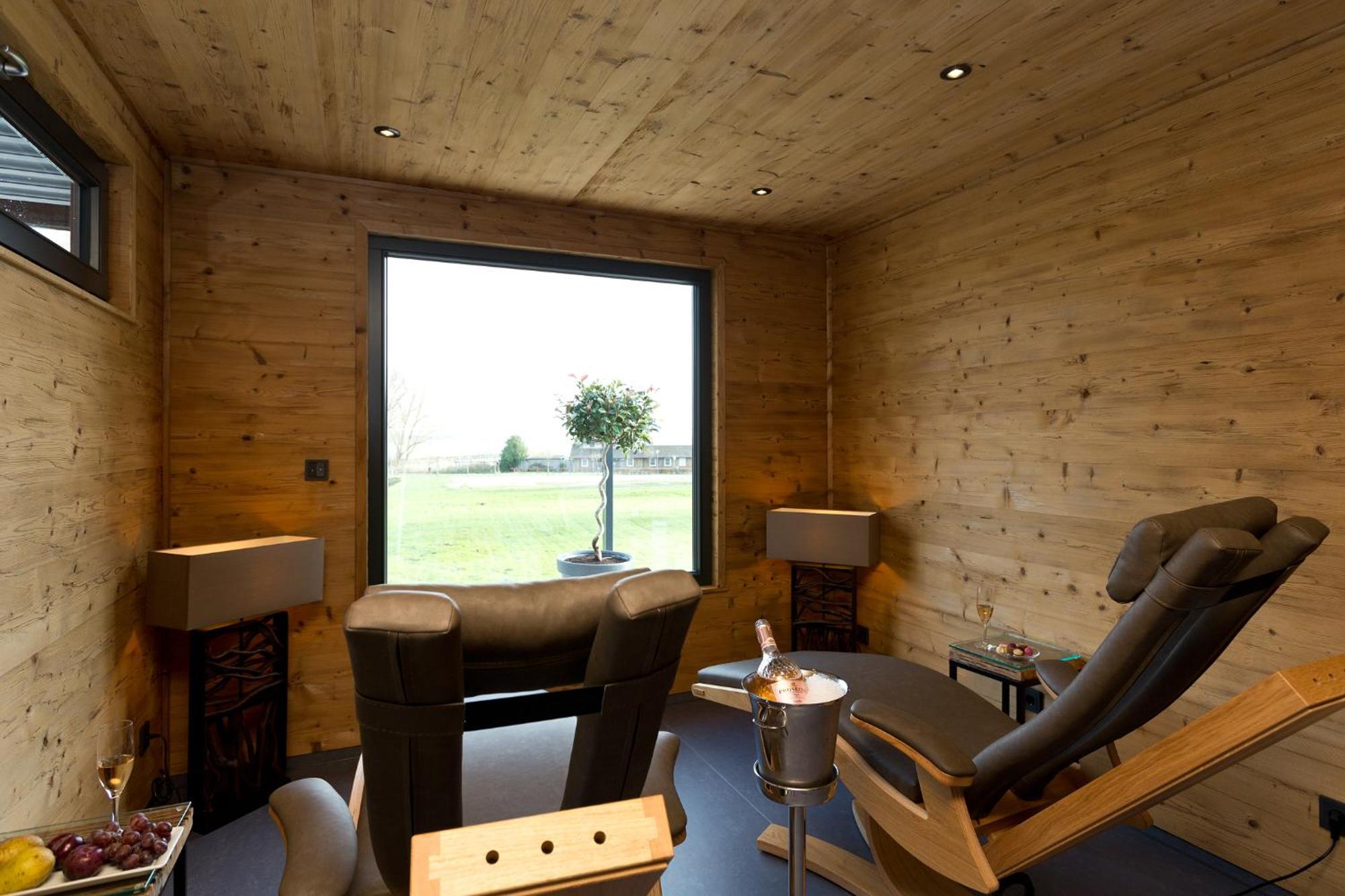Kells Appartements Клинк Екстериор снимка